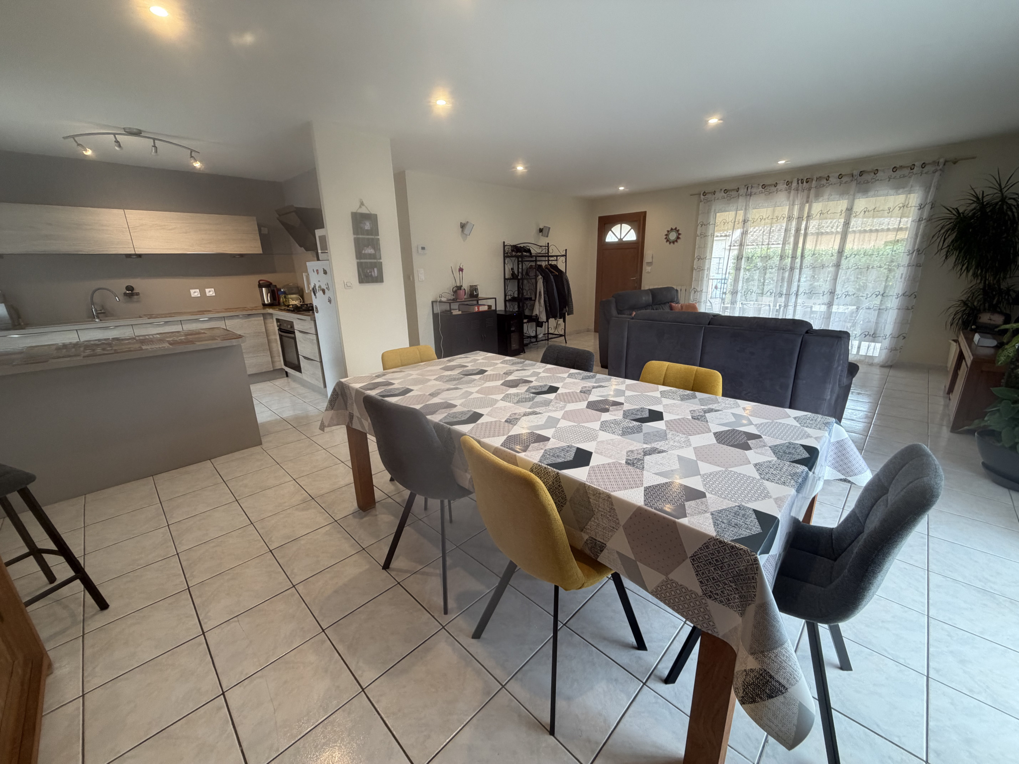 Maison à vendre à Balaruc les bains, 112 m², 5 pièces – photo 2 sur 8
