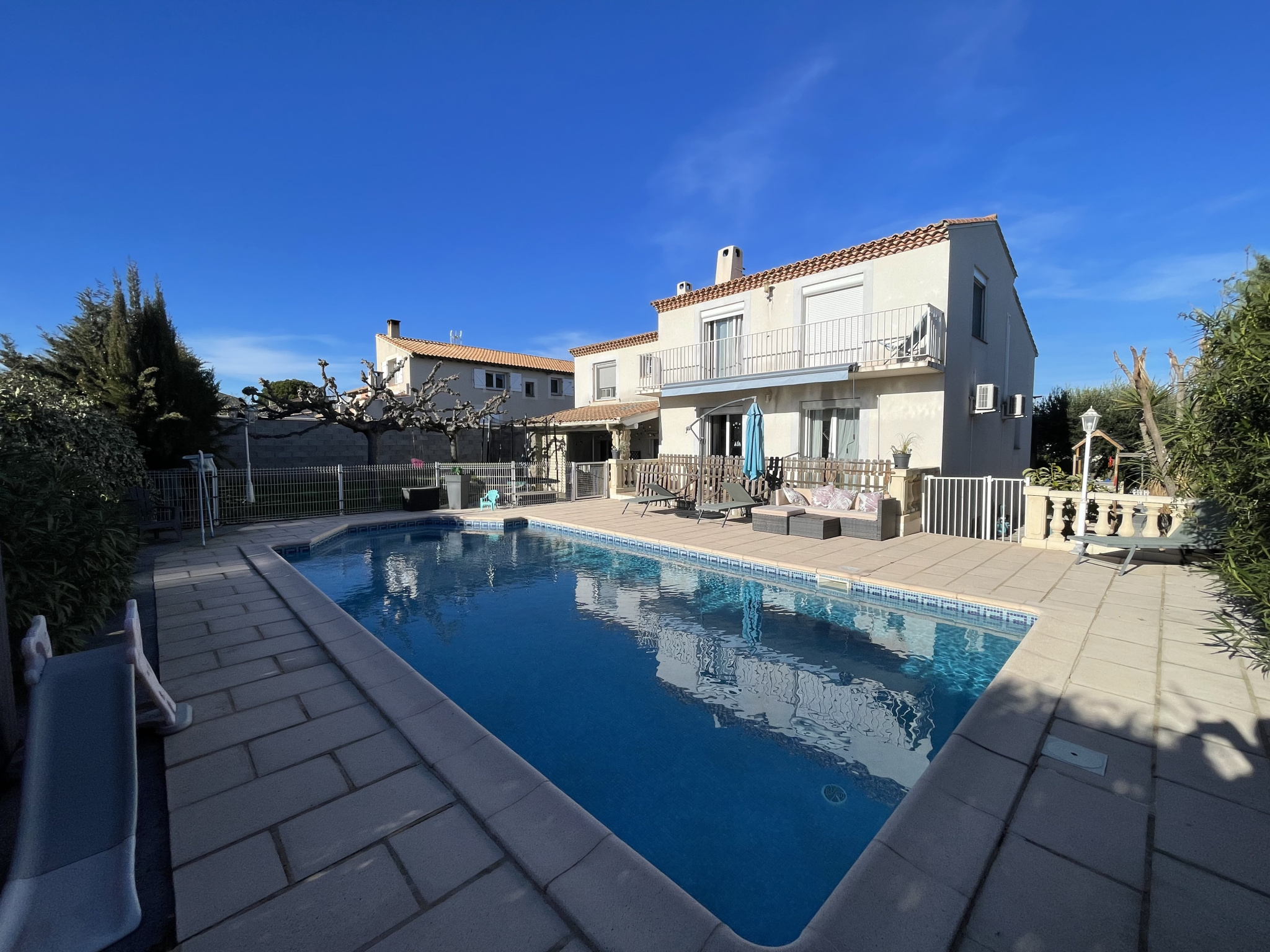 Villa avec piscine