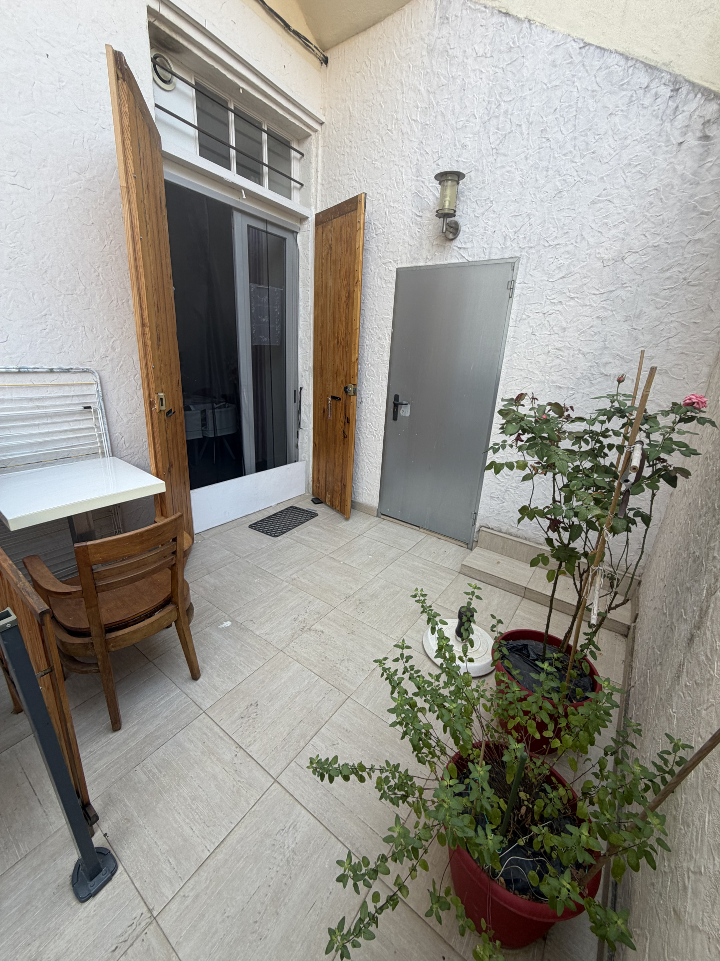 T2 avec terrasse et garage